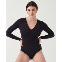 Dames Body SPANX Bodysuit Long Sleeve V-Neck 20291R - Jambelles