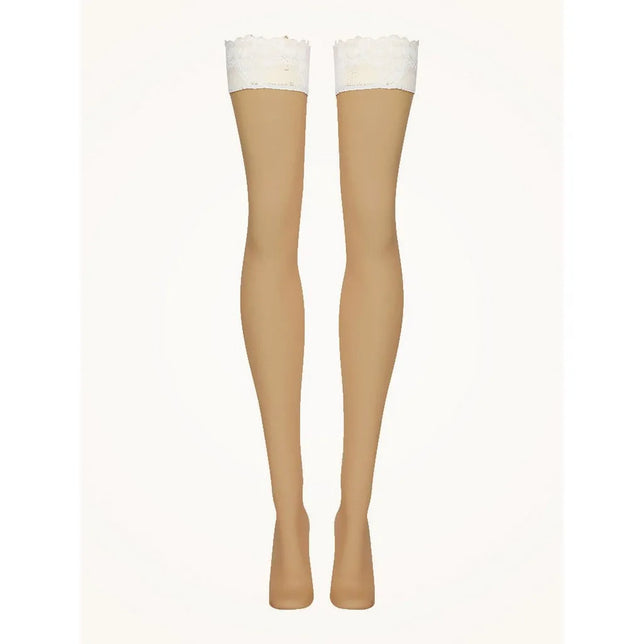 Wolford Nude 8 Lace Stay-Up dameskousen in nude met brede witte kanten boorden. - Jambelles