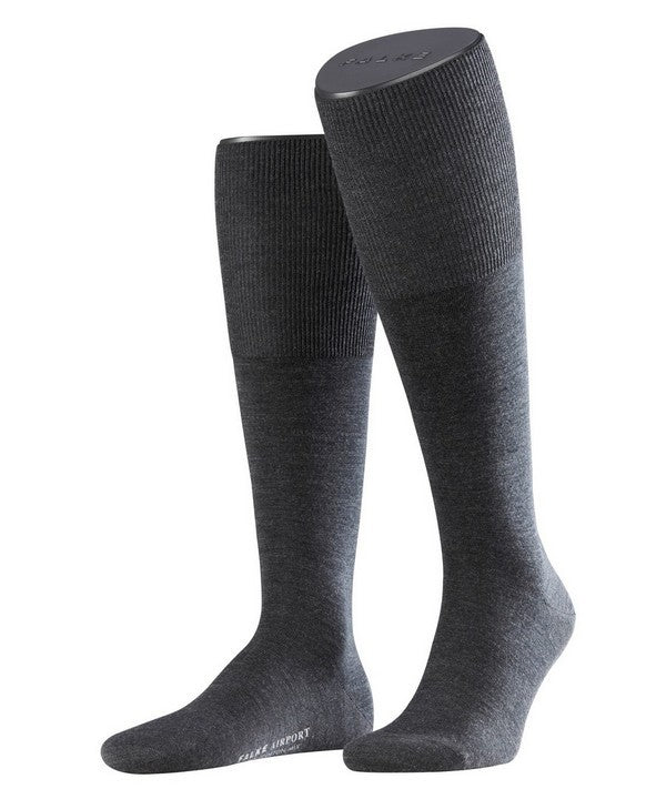 AirportKnee-high15435_3180asphaltmel_1