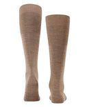 AirportKnee-high15435_3180asphaltmel_4