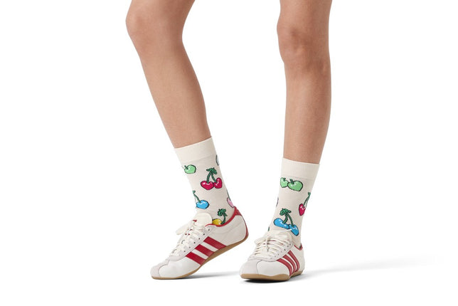 CherryHeartSockP004482_1000White_2