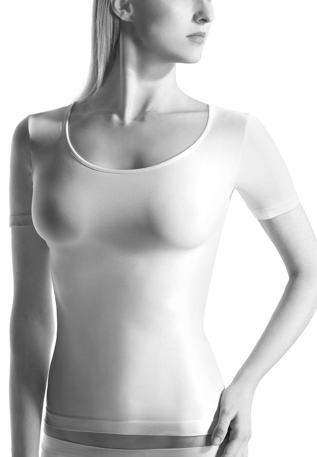 DVAllColorsCaracoRoundNeckShortSleevesVOBS01047_WhiteWhite1000_2