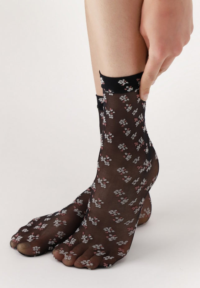Demi-BasBlossomSokVOBC67016_Black_2