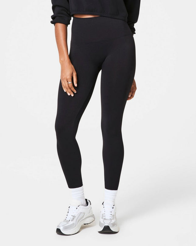 EcoCareSeamless-Leggings20344R_99990VeryBlackVeryBlack_1