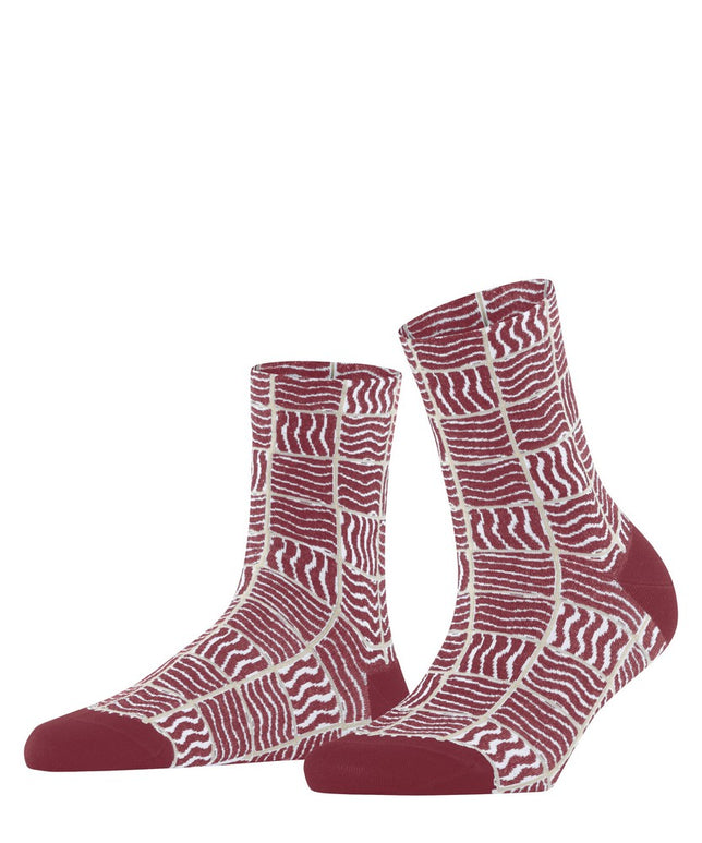 FALKECoastTileSSO46916_8830ruby_1