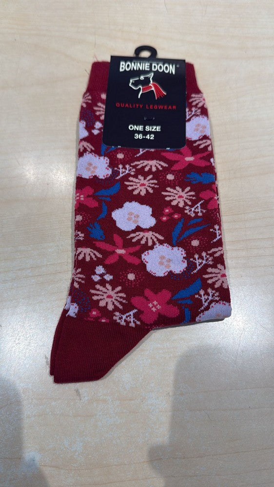FlowerDropSocksBP251103_BeaujolaisBeaujolais_2