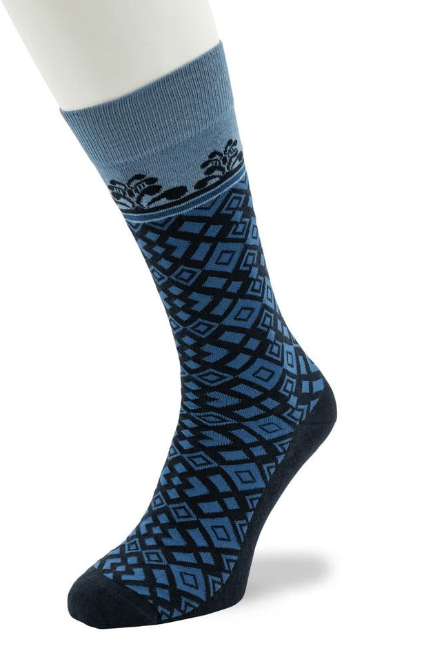GeometricBorderSockBP232106_BlackIrisBlackiris_1