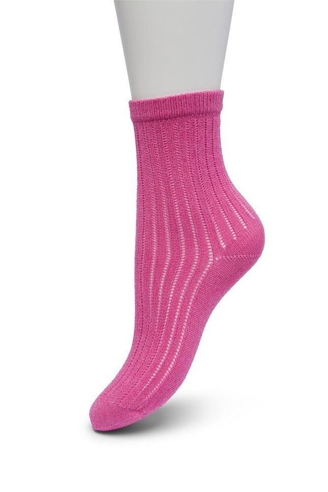 GlitterRibSockBP231404_PinkYarroPinkYarrow_1