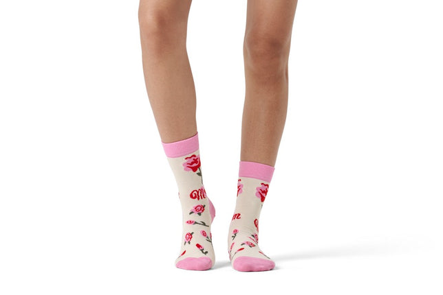 MomsFlowerSockP004525_1000White_2