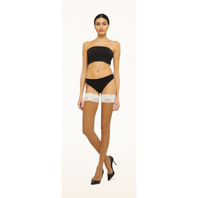 Nude8LaceStay-Up20207_Caramel_White_4