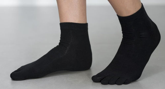 PlainToeSockBN061065_BlackBlack_1