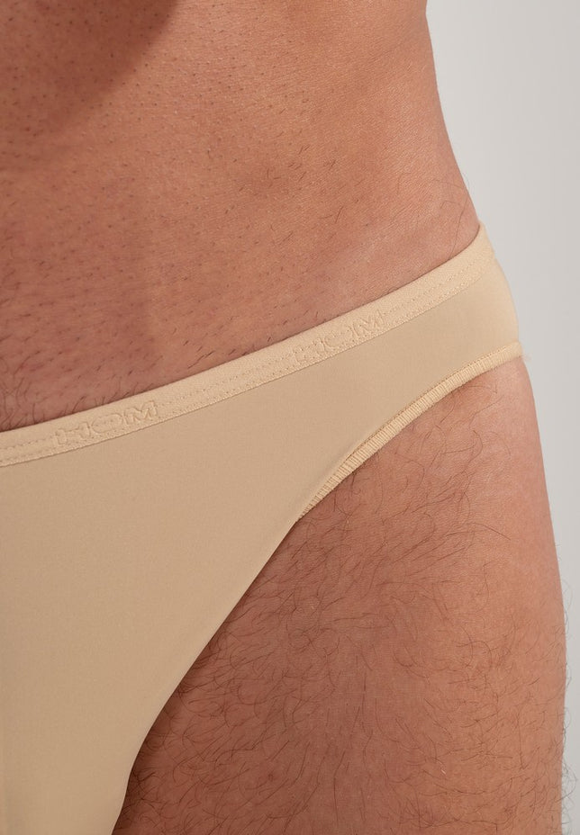 PlumesMicrobrief404756_4000DTSkin_4