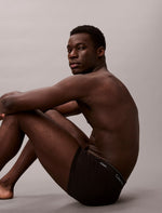 RelaxedDartTrunkLV00NB4286_R90Turfw_DTMWB_Blackw_DTMwb_Darkl_1