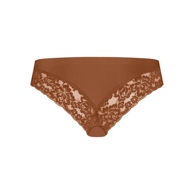 Secretsbrazilianlace30251_1553pecan_2