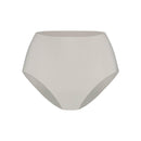 Secretshighlegbrief31942_1552almond_1