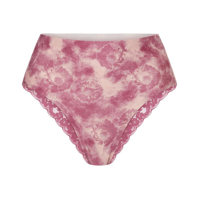 Secretshighwaistbrazilian31821_6249laceprint_1