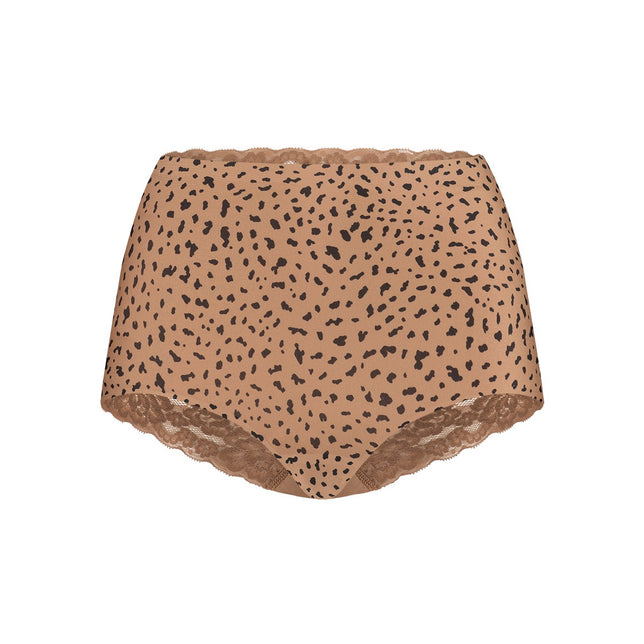 Secretshighwaistbrieflace31758_1536wildnuts_1