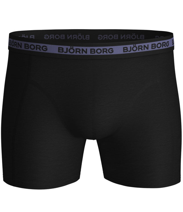 ShortsSammyBB2Tiger2031-1368_Winetasting_4
