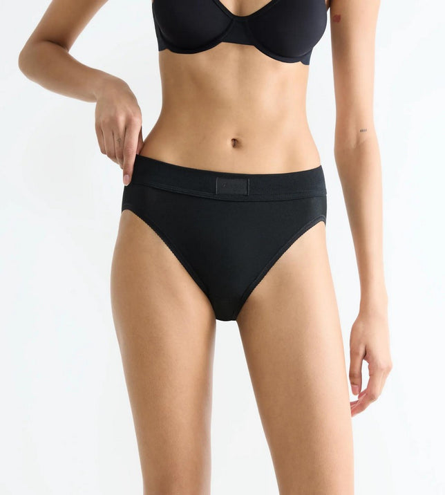 SloggiDoubleComfortTTai10222804_0004BLACK_5