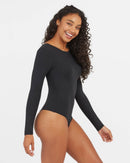 SuitYourself-BodysuitScoopNeck20329R_ClassicBlack_4
