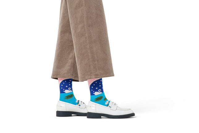 SwanLakeSockP003174_00Print_2