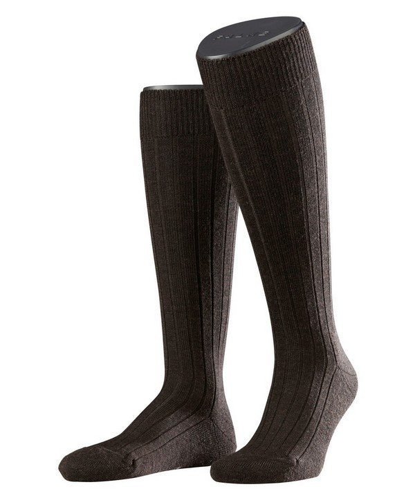 TeppichimSchuhKniekous15410_DarkBrown_1
