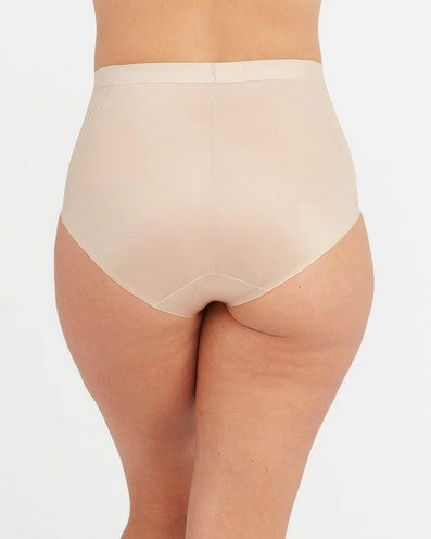 Thinstincts20-Brief10251R_ChampagneBeige_3