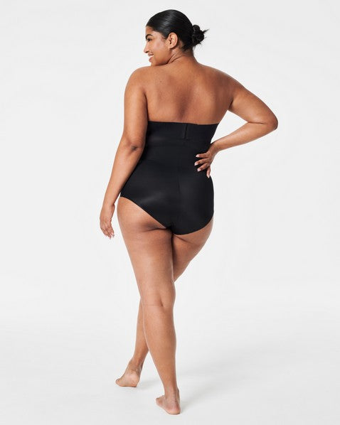 Thinstincts20-High-WaistedBrie10402R_VeryBlack_3