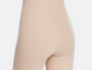 Achteraanzicht van zwarte Spanx Thinstincts 2.0 lange slip met hoge taille en pijpen tot halverwege de dij. - Jambelles