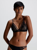 UnlinedTriangle000QF7355E_UB1Black_6