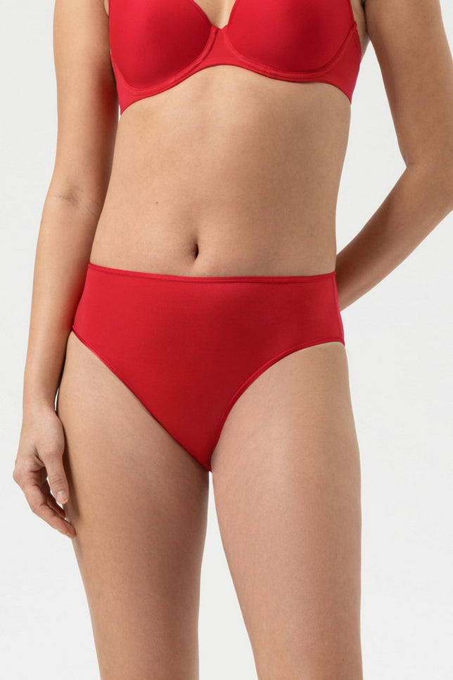 americanpants79844_874redcarpet_1