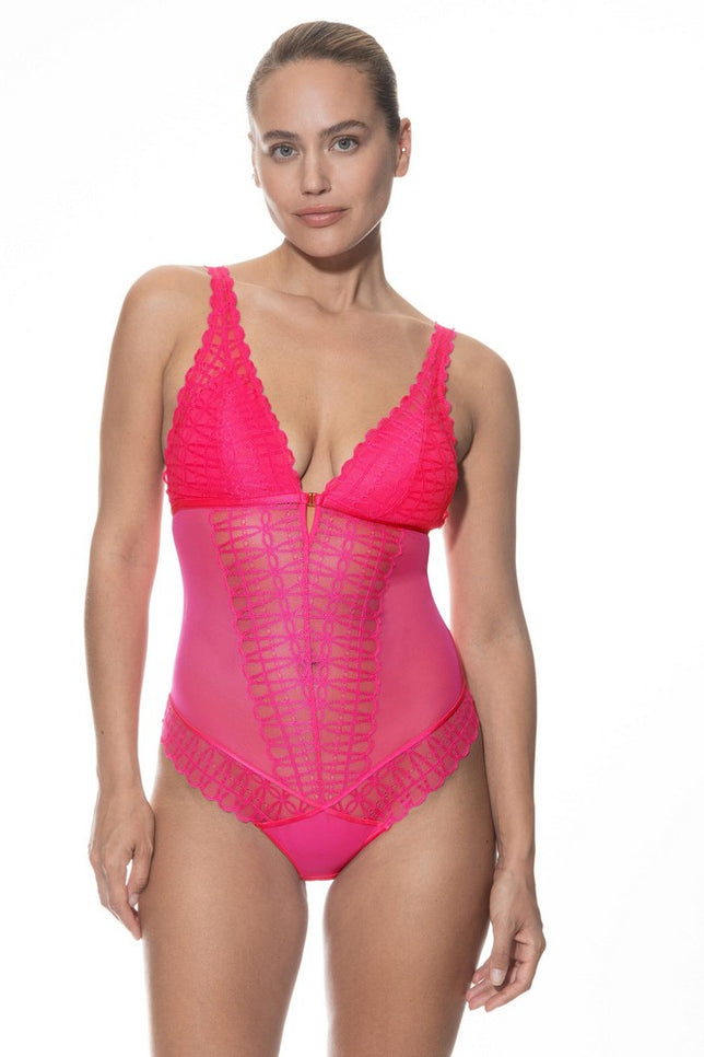 body1330000_1231exoticpink_3