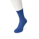 Zwarte Bonnie Doon dames Bio Cotton Sock BP051100, effen uitgevoerd en getoond aan een witte paspopvoet. - Jambelles