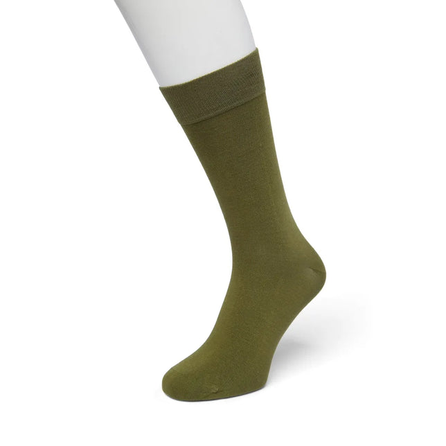 Bonnie Doon Cotton Sock BD 632401, effen olijfgroene herensok met brede omgeslagen boord. - Jambelles