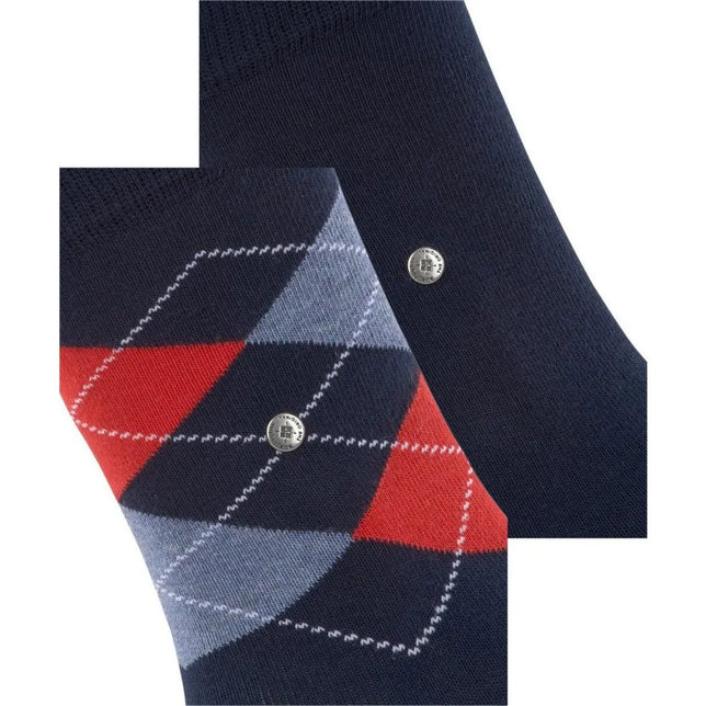 Burlington E.day Mix dames sokken, 2-pack in donkerblauw met rood-lichtblauwe ruiten en metalen logo. - Jambelles
