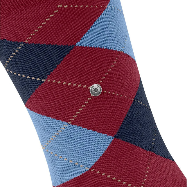 Burlington Edinburgh Sock 21125 herensok in bordeauxrood, lichtblauw en navy met argylepatroon en metalen logo. - Jambelles