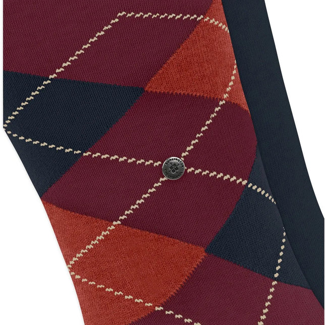 Burlington Everyday Mix herensokken 2-pack in bordeaux en donkerblauw, met oranje argyle-ruitpatroon en metalen logo. - Jambelles