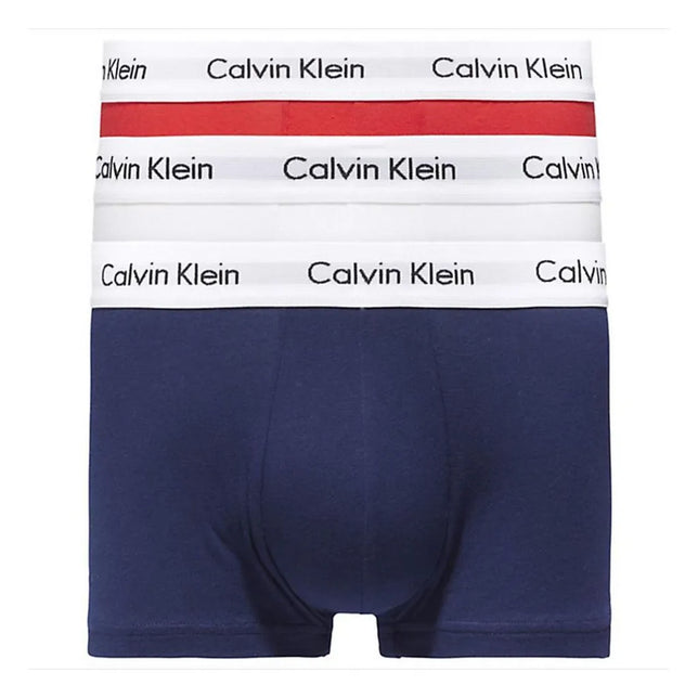 Calvin Klein heren Low Rise Trunk 3-pack in donkerblauw, wit en rood met witte logoband - Jambelles