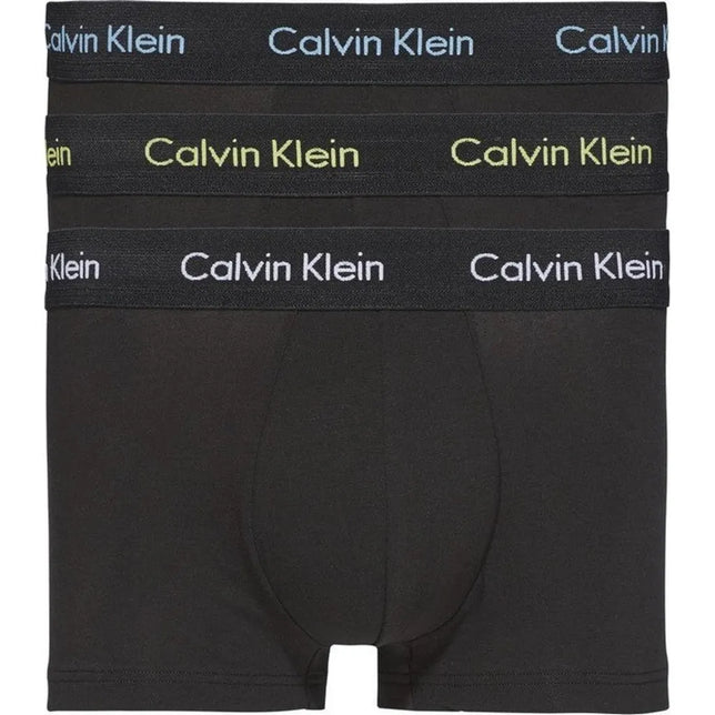 Calvin Klein heren Low Rise Trunk 3-pack in zwart met elastische logobanden in blauw, groen en wit. - Jambelles