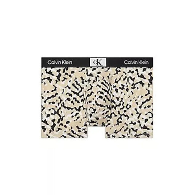 Calvin Klein heren boxer trunk CK96 in beige met zwarte abstracte print en zwarte logoband. - Jambelles