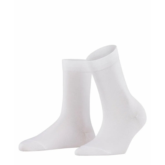Paar witte FALKE Cotton Touch SO 47673 damessokken met effen fijngebreid ontwerp en brede boord - Jambelles