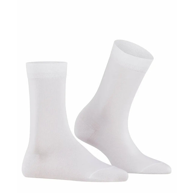 Paar witte FALKE Cotton Touch SO 47673 damessokken met effen, fijngebreid ontwerp en brede boord. - Jambelles