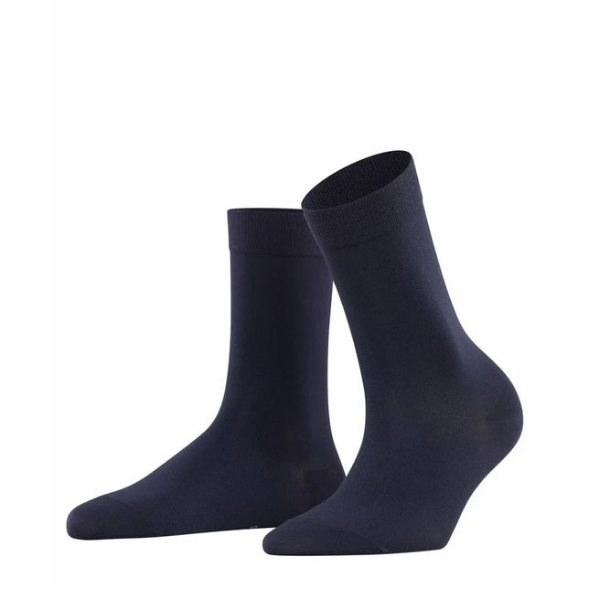 Paar donkerblauwe FALKE Cotton Touch SO 47673 damessokken, effen met brede geribde boorden. - Jambelles