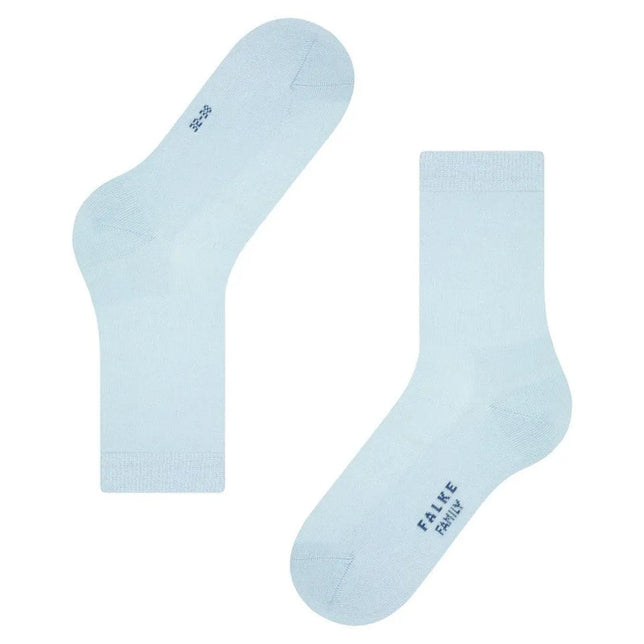 Lichtblauwe dames sokken FALKE Family SO 46490, effen met geribde boord, teennaad en donkerblauw logo. - Jambelles