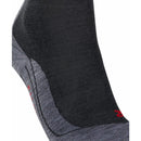 FALKE TK5 W 16243 damessokken in donkergrijs met geribde boord, grijze teen- en hielzones en rode details - Jambelles