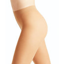 Zwarte Falke damespanty Matt Del. 30 LE 40631, transparant en mat, enkelvrij gedragen met zwarte pumps. - Jambelles
