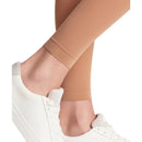 Zwarte Falke damespanty Matt Del. 30 LE 40631, transparant en mat, enkelvrij gedragen met zwarte pumps. - Jambelles