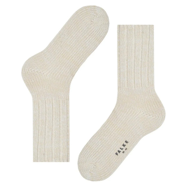 Paar crèmekleurige Falke heren sokken Brooklyn SO 12430 met ribstructuur en donker logo onder de voet. - Jambelles