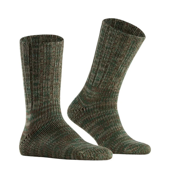 Falke Brooklyn SO 12430 herensokken in groen-bruin gemêleerd ribbreisel, afgebeeld als paar. - Jambelles