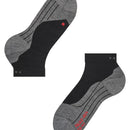 Falke RU4 Endurance Short herensokken in wit met neongele boorden, rode markeringen en subtiele ventilatielijnen. - Jambelles